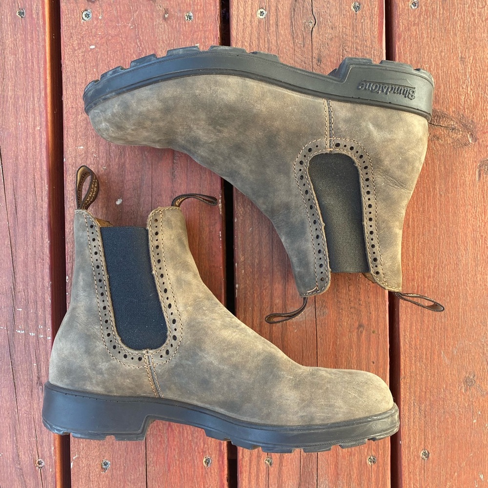 NEW High Top Blundstone Boots - Rustic Brown